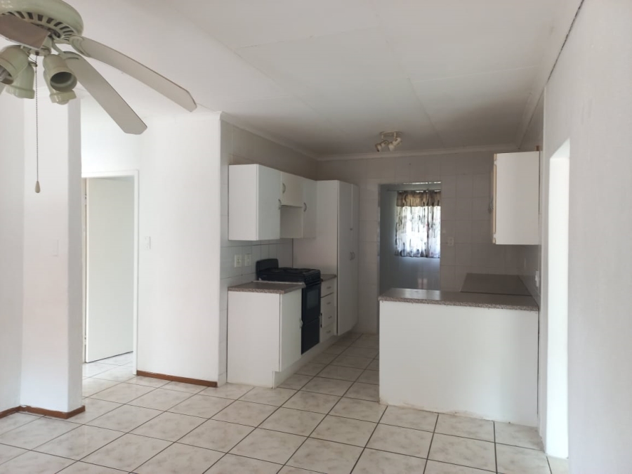 3 Bedroom Property for Sale in Safari Gardens North West